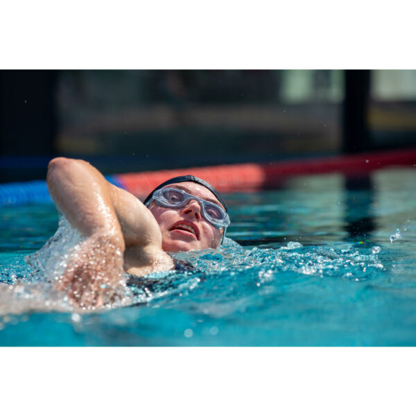 عینک شنا نابایجی ردی 100 - دکتلون Nabaiji 100 Ready - Clear Glass Swimming Goggles - Standard Size - Gray - تصویر 4