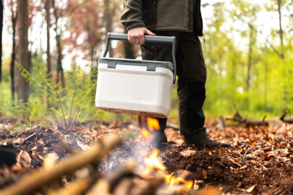 یخدان استنلی - کولباکس 15.1 لیتری Stanley Easy-Carry Outdoor Cooler | 15.1L - تصویر 5