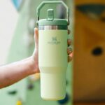 ماگ استنلی - قمقمه آب 0.89 لیتر فلیپ استرو Stanley IceFlow™ Flip Straw Tumbler | 0.89L - تصویر 15