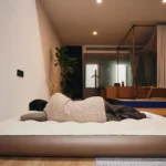 تشک بادی نیچرهایک - تک نفره - ضخامت 25 سانت با پمپ شارژی Naturehike C25 Single Built-In Pump Inflatable Mattress - CNK2550WS013 - تصویر 7